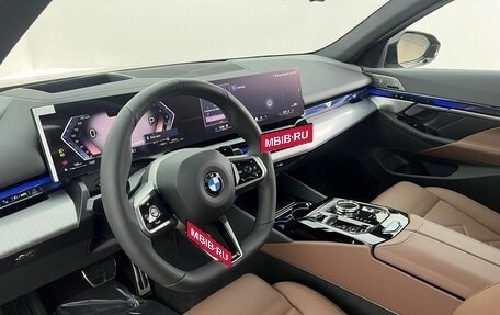 BMW 5 серия, 2025 год, 9 765 000 рублей, 11 фотография