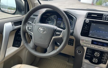Toyota Land Cruiser Prado 150 рестайлинг 2, 2019 год, 5 840 000 рублей, 15 фотография