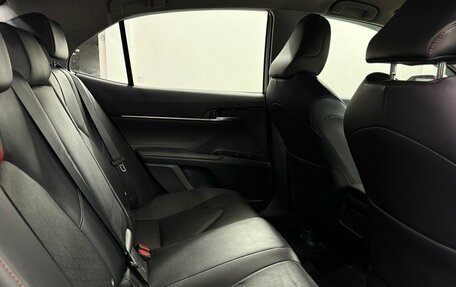 Toyota Camry, 2020 год, 2 800 000 рублей, 14 фотография