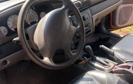 Dodge Stratus II, 2003 год, 200 000 рублей, 12 фотография