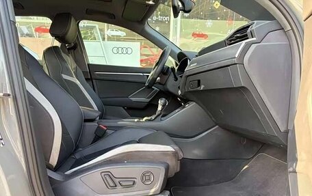 Audi Q3, 2022 год, 2 399 999 рублей, 16 фотография
