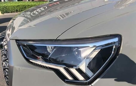 Audi Q3, 2022 год, 2 399 999 рублей, 14 фотография