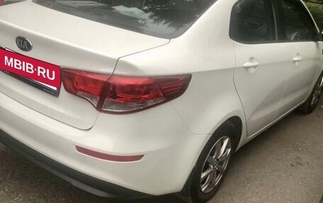 KIA Rio III рестайлинг, 2016 год, 950 000 рублей, 3 фотография