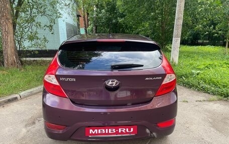 Hyundai Solaris II рестайлинг, 2012 год, 900 000 рублей, 3 фотография