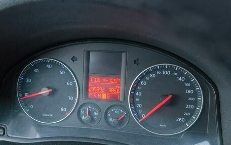 Volkswagen Golf V, 2005 год, 480 000 рублей, 18 фотография