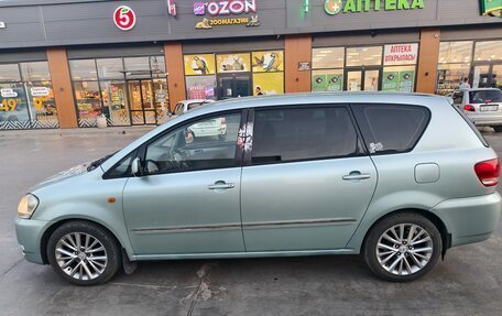 Toyota Avensis Verso I рестайлинг, 2002 год, 799 000 рублей, 6 фотография