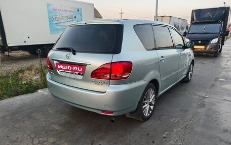 Toyota Avensis Verso I рестайлинг, 2002 год, 799 000 рублей, 3 фотография
