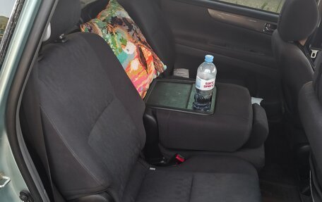 Toyota Avensis Verso I рестайлинг, 2002 год, 799 000 рублей, 20 фотография