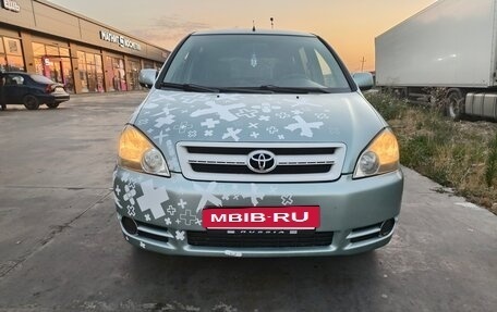 Toyota Avensis Verso I рестайлинг, 2002 год, 799 000 рублей, 8 фотография