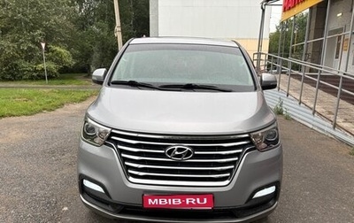 Hyundai Grand Starex Grand Starex I рестайлинг 2, 2019 год, 3 600 000 рублей, 1 фотография