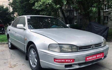Toyota Camry, 1993 год, 247 000 рублей, 1 фотография