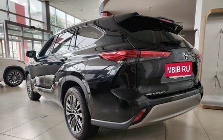 Toyota Highlander, 2026 год, 5 440 000 рублей, 10 фотография