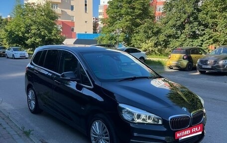 BMW 2 серия Grand Tourer F46 рестайлинг, 2015 год, 1 850 000 рублей, 7 фотография