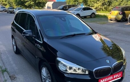 BMW 2 серия Grand Tourer F46 рестайлинг, 2015 год, 1 850 000 рублей, 3 фотография