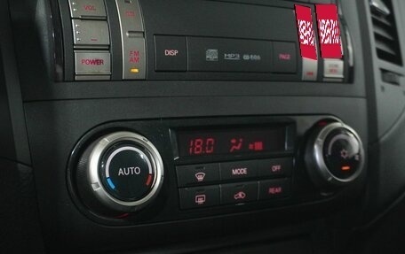 Mitsubishi Pajero IV, 2013 год, 2 600 000 рублей, 12 фотография
