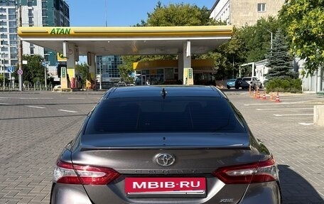 Toyota Camry, 2020 год, 3 100 000 рублей, 4 фотография