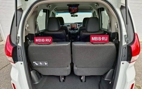 Honda Freed II, 2022 год, 1 375 000 рублей, 21 фотография