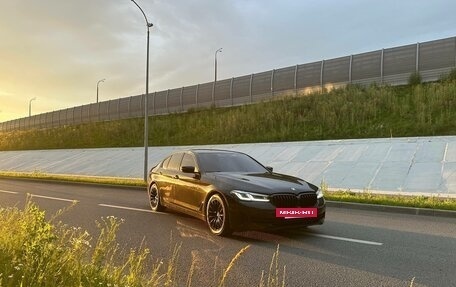 BMW 5 серия, 2018 год, 2 199 999 рублей, 2 фотография