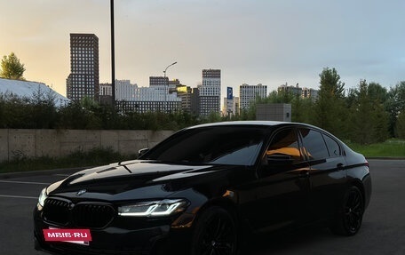BMW 5 серия, 2018 год, 2 199 999 рублей, 12 фотография