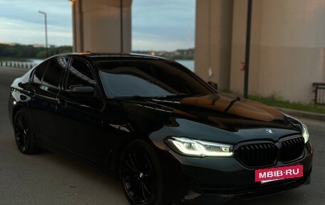 BMW 5 серия, 2018 год, 2 199 999 рублей, 18 фотография