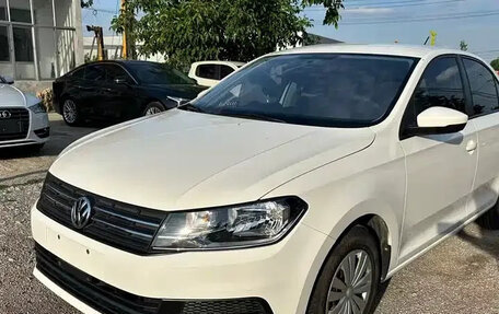 Volkswagen Santana, 2022 год, 1 181 666 рублей, 2 фотография