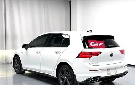 Volkswagen Golf VIII, 2024 год, 1 656 666 рублей, 3 фотография