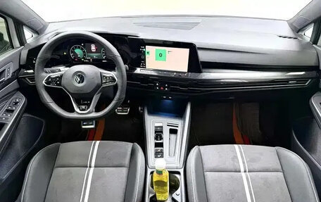 Volkswagen Golf VIII, 2024 год, 1 656 666 рублей, 7 фотография
