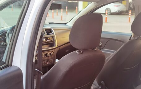 Renault Logan II, 2021 год, 890 000 рублей, 6 фотография