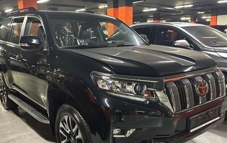 Toyota Land Cruiser Prado 150 рестайлинг 2, 2023 год, 7 500 000 рублей, 5 фотография