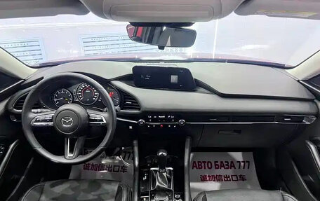 Mazda 3, 2021 год, 1 600 666 рублей, 8 фотография