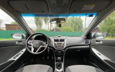 Hyundai Solaris II рестайлинг, 2013 год, 850 000 рублей, 1 фотография