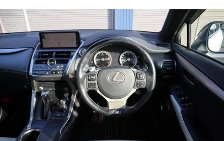 Lexus NX, 2021 год, 2 620 000 рублей, 11 фотография