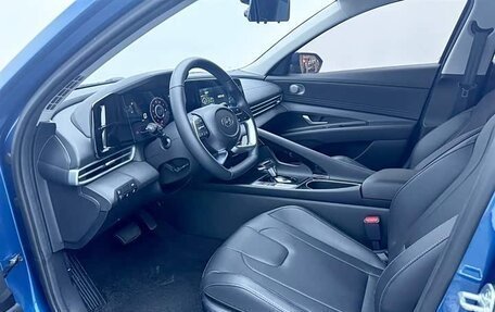Hyundai Elantra, 2022 год, 1 550 000 рублей, 5 фотография