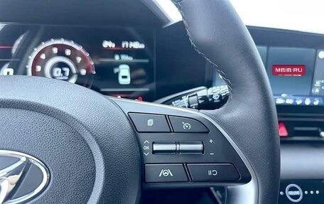 Hyundai Elantra, 2022 год, 1 550 000 рублей, 10 фотография