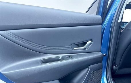 Hyundai Elantra, 2022 год, 1 550 000 рублей, 17 фотография