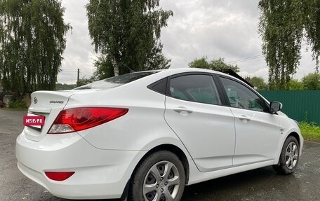 Hyundai Solaris II рестайлинг, 2013 год, 850 000 рублей, 20 фотография