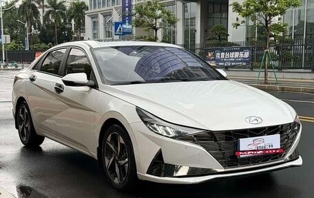 Hyundai Elantra, 2022 год, 1 390 000 рублей, 3 фотография
