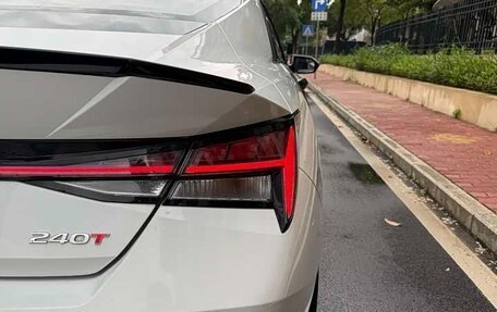 Hyundai Elantra, 2022 год, 1 390 000 рублей, 8 фотография