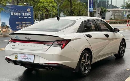 Hyundai Elantra, 2022 год, 1 390 000 рублей, 5 фотография