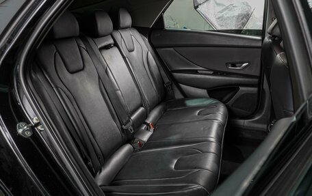 Hyundai Elantra, 2022 год, 1 999 000 рублей, 7 фотография