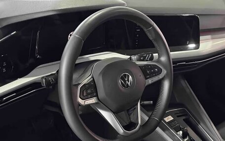 Volkswagen Golf VIII, 2023 год, 1 540 000 рублей, 12 фотография