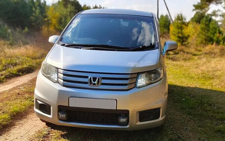 Honda Freed I, 2010 год, 830 000 рублей, 4 фотография