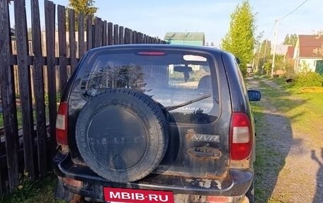 Chevrolet Niva I рестайлинг, 2006 год, 120 000 рублей, 3 фотография