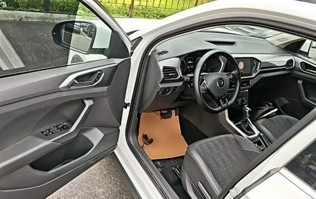 Volkswagen T-Cross I, 2021 год, 1 250 000 рублей, 7 фотография