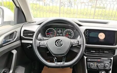 Volkswagen T-Cross I, 2021 год, 1 250 000 рублей, 9 фотография