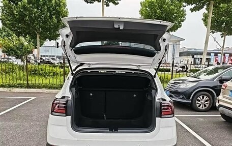 Volkswagen T-Cross I, 2021 год, 1 250 000 рублей, 12 фотография