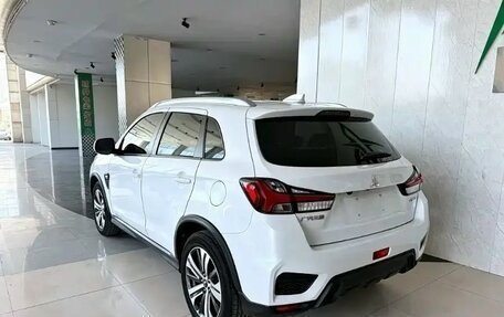 Mitsubishi ASX I рестайлинг, 2022 год, 1 700 000 рублей, 4 фотография