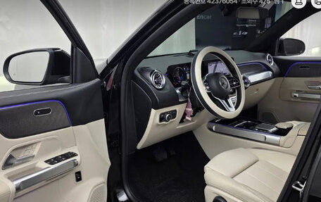 Mercedes-Benz GLB, 2022 год, 2 772 006 рублей, 5 фотография