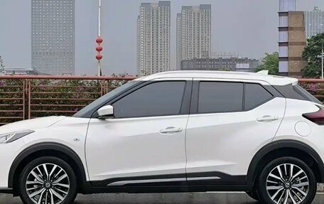 Nissan Kicks I, 2022 год, 1 110 000 рублей, 7 фотография