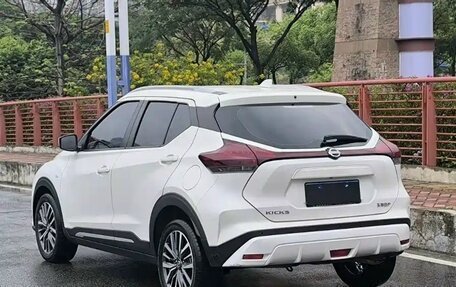 Nissan Kicks I, 2022 год, 1 110 000 рублей, 6 фотография